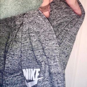 Nike Skirts - โ๏ธ๐ค๐ NIKE Grey Drawstring Mini Skirt โจ Nike Skirts - โ๏ธ๐ค๐ NIKE Grey Drawstring Mini Skirt โจ